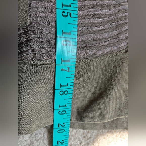 Teenflo Linen Taupe Waist Length Jacket. Size 10 - Picture 12 of 12